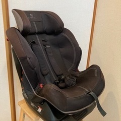 エールべべの1歳からのチャイルドシート
