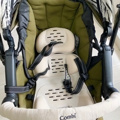 コンビ ベビーカー カーキ色 A型B型の画像