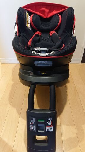エールベベ クルット 4i  プレミアム（チャイルドシート）