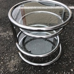 リビングテーブル  棚　ローテーブル コーヒーテーブル ガラス天板 ラウンド 丸テーブル 3天板 回転式の画像