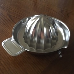 値下げ　絞り器の画像