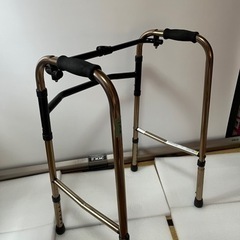 歩行器 コンビウェルネス社製