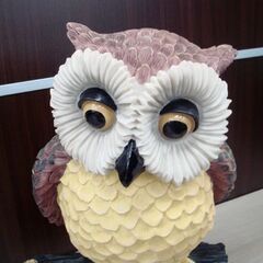 フクロウ 置き物 縁起物 ふくろう オブジェ 飾り物 インテリア雑貨 幅26×奥行28×高39㎝ 苫小牧西店の画像