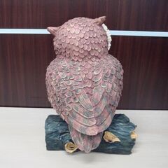 フクロウ 置き物 縁起物 ふくろう オブジェ 飾り物 インテリア雑貨 幅26×奥行28×高39㎝ 苫小牧西店の画像