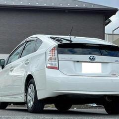 プリウス Ｓ　ＬＥＤエディション　車検付き　ＥＴＣ　／バックカメラ／Ｂｌｕｅｔｏｏｔｈ接続／ツートンシート／現車確認可能／試乗OK！／ボディ磨き後お渡し　愛知県　名古屋市　中村区　中古車販売　輸入車　外車の画像