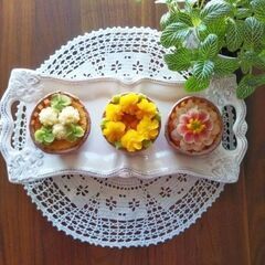 あんこで絞るお菓子作りのあんフラワー教室の画像