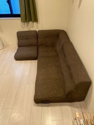 ローソファー３人掛け(ニトリ製品)