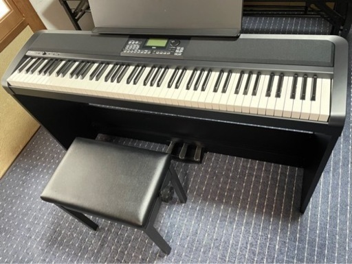 電子ピアノ　KORG コルグ　88鍵盤　3本ペダル　電子ピアノ　美品