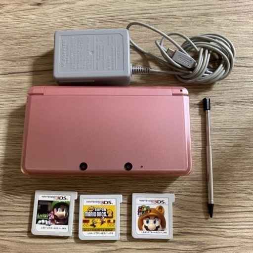 最終値下げ！★3DS ソフト付き　美品