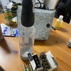 炭酸ガスカートリッジ　炭酸水製造機？
