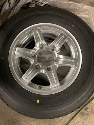 ハイエースホイール4本セット現在商談中