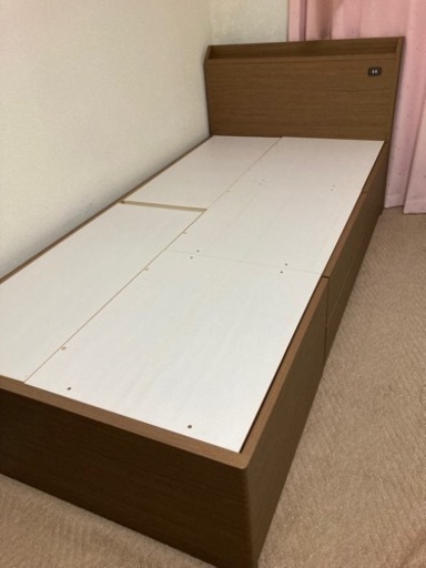 ニトリ　収納付きベッドフレーム