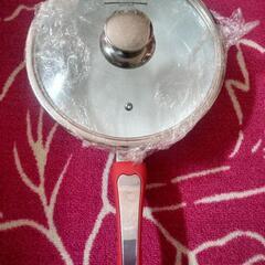 寄せ鍋、蓋付きフライパン、IＨクッキングヒーターの画像