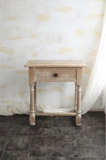 アンティーク　テーブル