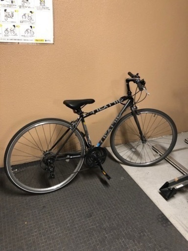 クロスバイク　黒