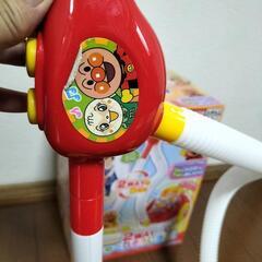 ⚠受渡予定者決定しました⚠　　　★美品★　アンパンマンのおしゃべりそうじき　掃除機の画像