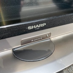 SHARPテレビ40型（2010年）Blu-ray 内蔵型TVの画像