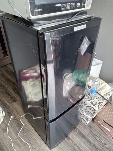 引っ越すため最終値引きします。