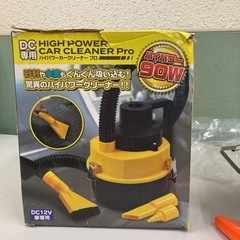 新品　カークリーナー 車用掃除機 強力吸引 空気入れ　ホコリ 車用12Vの画像