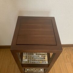 小さな飾り棚