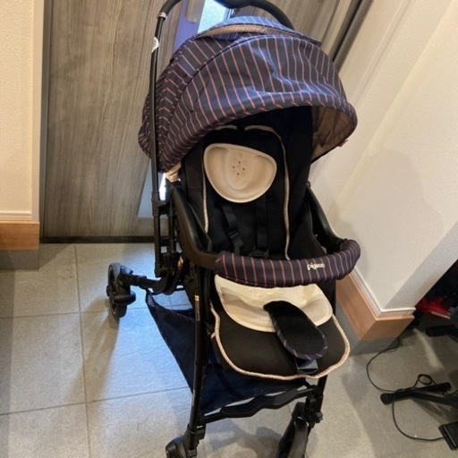 AB両型ベビーカー　Runfee RA9（ランフィ RA9）　カリヌネイビー