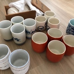 湯のみ一式 16個の画像