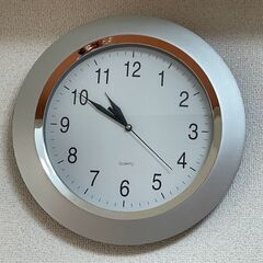 QUARTZ クオーツ　壁掛け時計