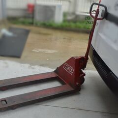 激安 先着順♪ ニチユ ハンドリフト 1500kg パレットトラック 1.5tまで 日本輸送機㈱ PT15S-18-107 【227】の画像