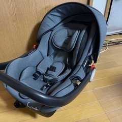持ち運び可能チャイルドシート