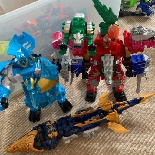 戦隊モノ リュウソウジャー