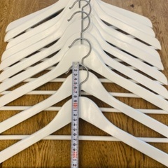 木製ハンガー（白）10本セット！の画像