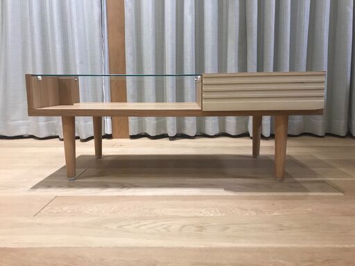 フランフランのお洒落なリビングテーブルです！とてもきれいです！
