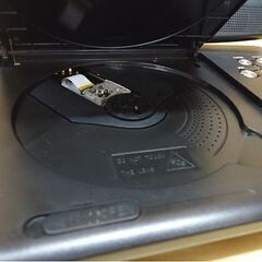 GRAMOLUX 9インチ 地デジチューナー内蔵 ポータブルDVDプレーヤー GRAMO-P9F1 ワンセグ グラモラックス 札幌市 豊平区の画像