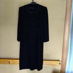 ブラックフォーマル 黒喪服着て下さい
