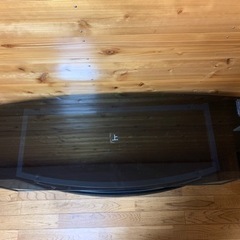 ガラスのテレビボードの画像