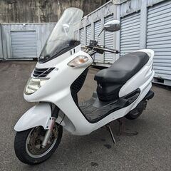 RV125EFI 距離浅7800㎞・全塗装の白・好調です