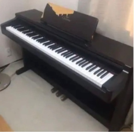 電子ピアノ　受け取りに来てくれる方限定！