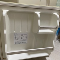 コンパクト冷蔵庫の画像