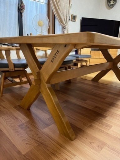 取引中　カリモクダイニングテーブルセット椅子6脚　タテ100×ヨコ180