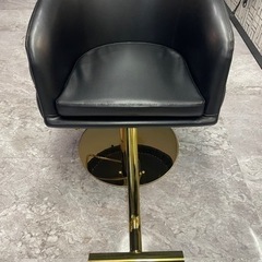 美容椅子【ビューティガレージ】の画像