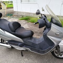 スカイウェーブ250　ベンツテール　シルバーです。原付き価格！