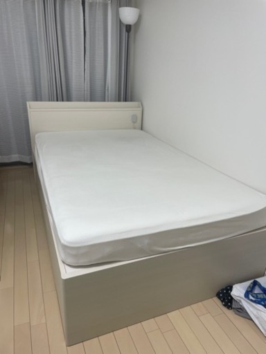 ニトリ　セミダブルベッド　ジオ