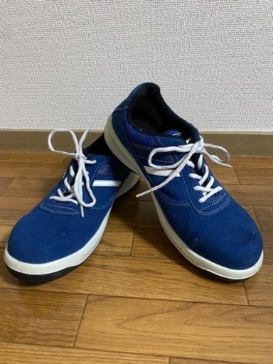 値下げしました！⭐️新品ほぼ未使用⭐️ みどり安全の安全靴27.5cm