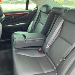 神奈川【自社ローン】保証人無し★全国対応★レクサス★LS460★6万キロ★社外20AW★ETC★キーレス★の画像