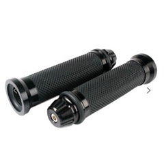 バイク グリップ ハンドル バイクグリップ ハンドルグリップ カスタムグリップ カバー アルミ 汎用 2本 左右セット アルミ　シグナス　アドレス　グロム　NMAX  の画像