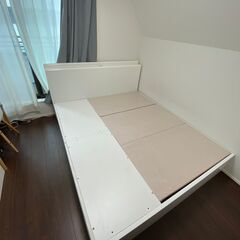 ニトリ クイーンベッドフレーム引出し付 (カイト3 WH フカヒキ31)