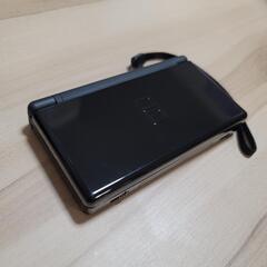 ニンテンドーDSliteブラックor紺色,任天堂