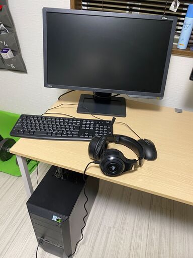 GALLERIA XV ゲーミングPCと BENQ XL2411P のゲーミングモニターセット