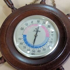 壁掛け温度計・温湿度計　２点セット　昭和レトロの画像