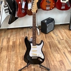 エレキギター FENDER JAPAN ストラトキャスター